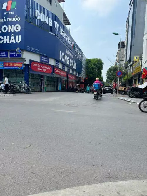 Bán nhà ngõ 279 Đội Cấn, Ba Đình – 180m², MT 12m, 3 tầng, giá 48 tỷ, phù hợp làm homestay