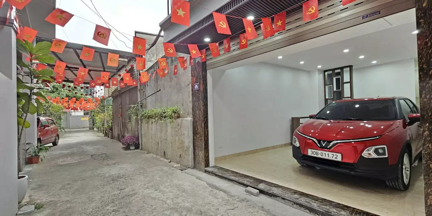 TÀI CHÍNH 12.X TỶ, PHỐ NGUYỄN LAM, 42M2, 6T THANG MÁY, GARA Ô TÔ, HÀNG HIẾM