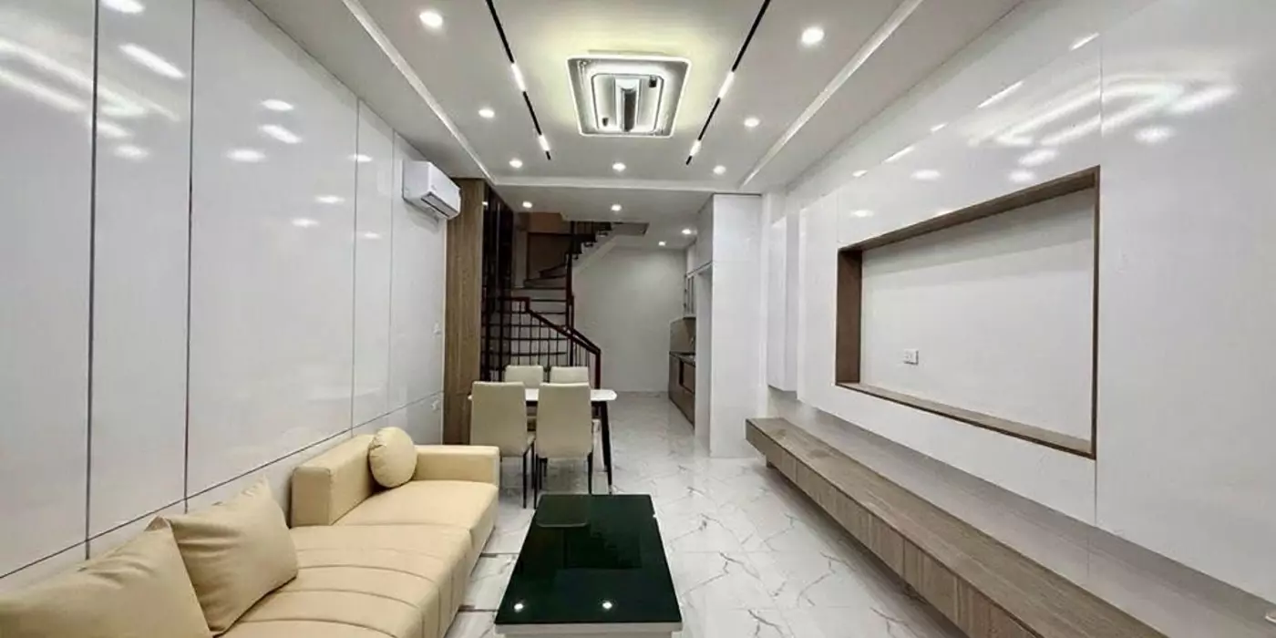hoàng hoa thám 36m x5 tầng 10,9 tỷ nhà mới,gần phố,gần hồ tây