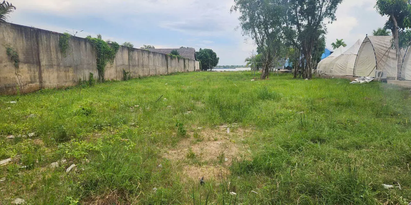 bán Đất mặt tiền - view sông - gần Vinhomes Grand Park - Q9 - Gần đền thờ tổ Hoài Linh.