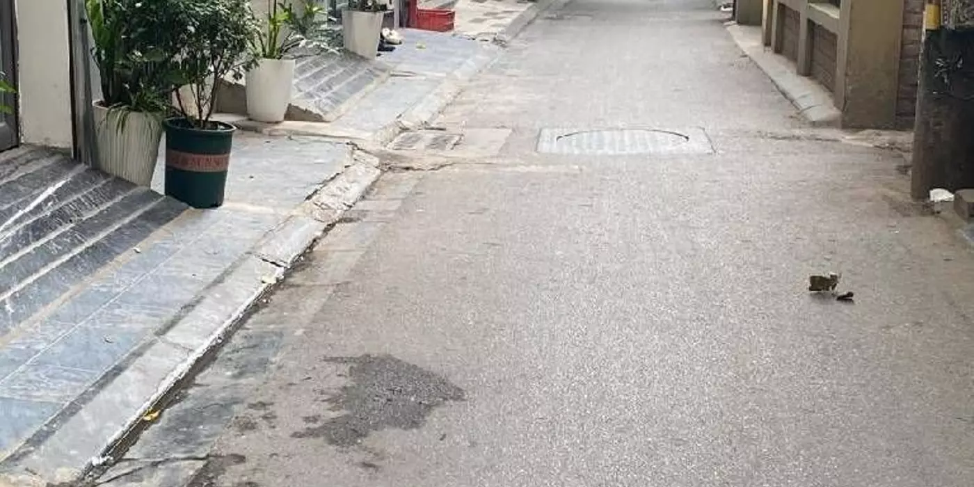 Bán đất tặng nhà 2T Ngọc Lâm, oto vào 40m vuông đẹp giá đầu tư !