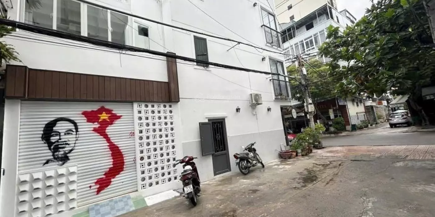 HÀNG CỰC HIẾM NHÀ 2 TẦNG HẺM BIỆT THỰ PHỐ TÂY SẦM UẤT NHẤT NHA TRANG KHÁNH HOÀ
