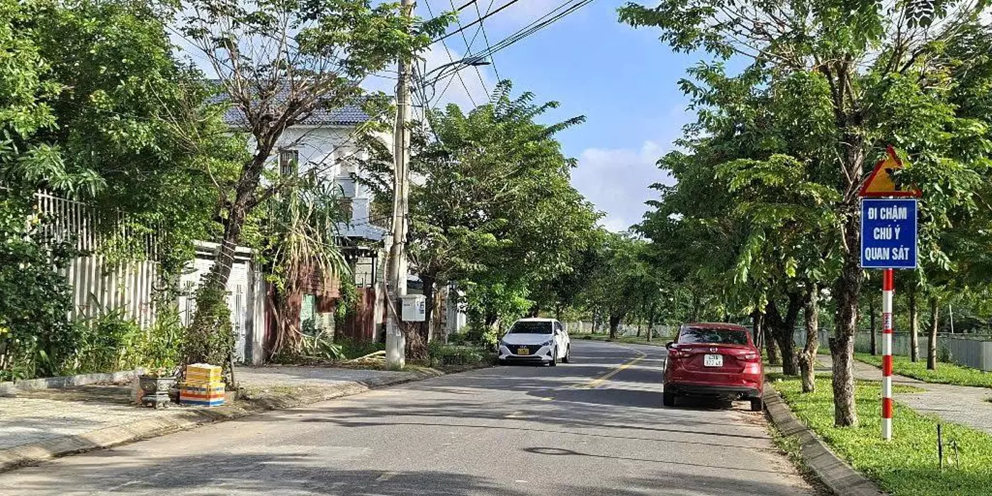 Nhà 2 Tầng Đường 5m5 - Giá Ngang Đường Kiệt. Khu Trung Tâm Hoà Cường. Sát Thăng Long.