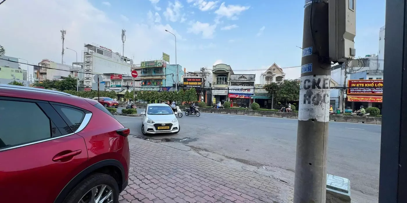 Nhà đẹp mặt tiền Hà Huy Giáp, Q12. (gần ngã 4 ga)