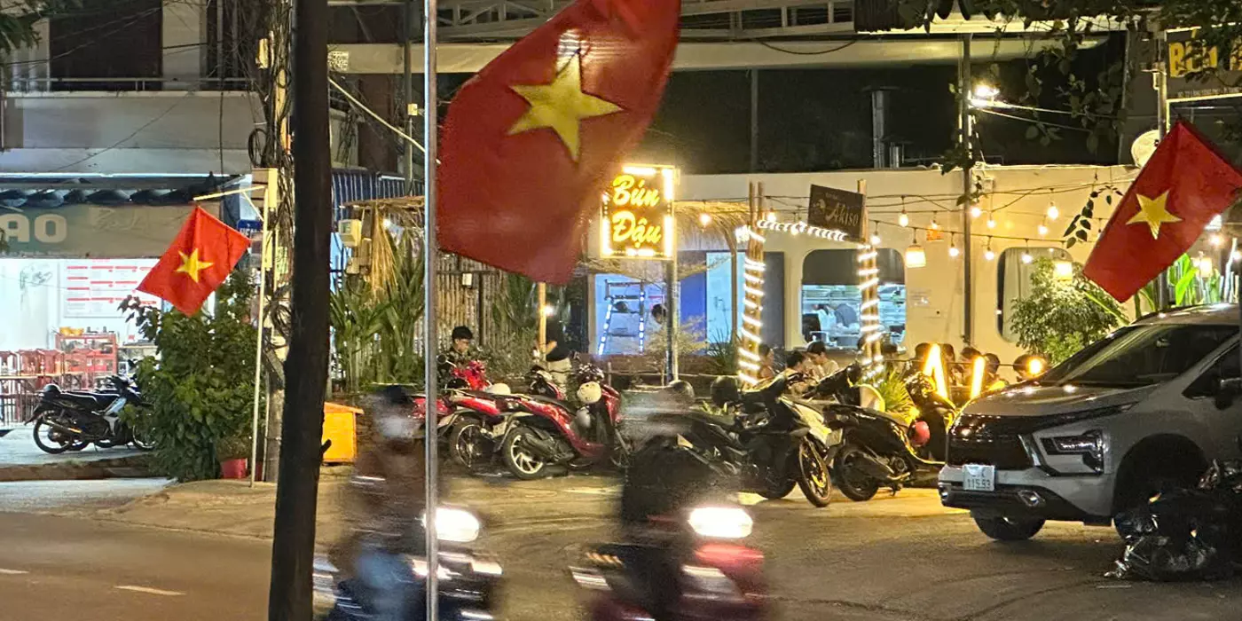 Cho thuê nhà mặt tiền vị trí đẹp,  thuận tiện kinh doanh hoặc làm văn phòng công ty tại trung tâm