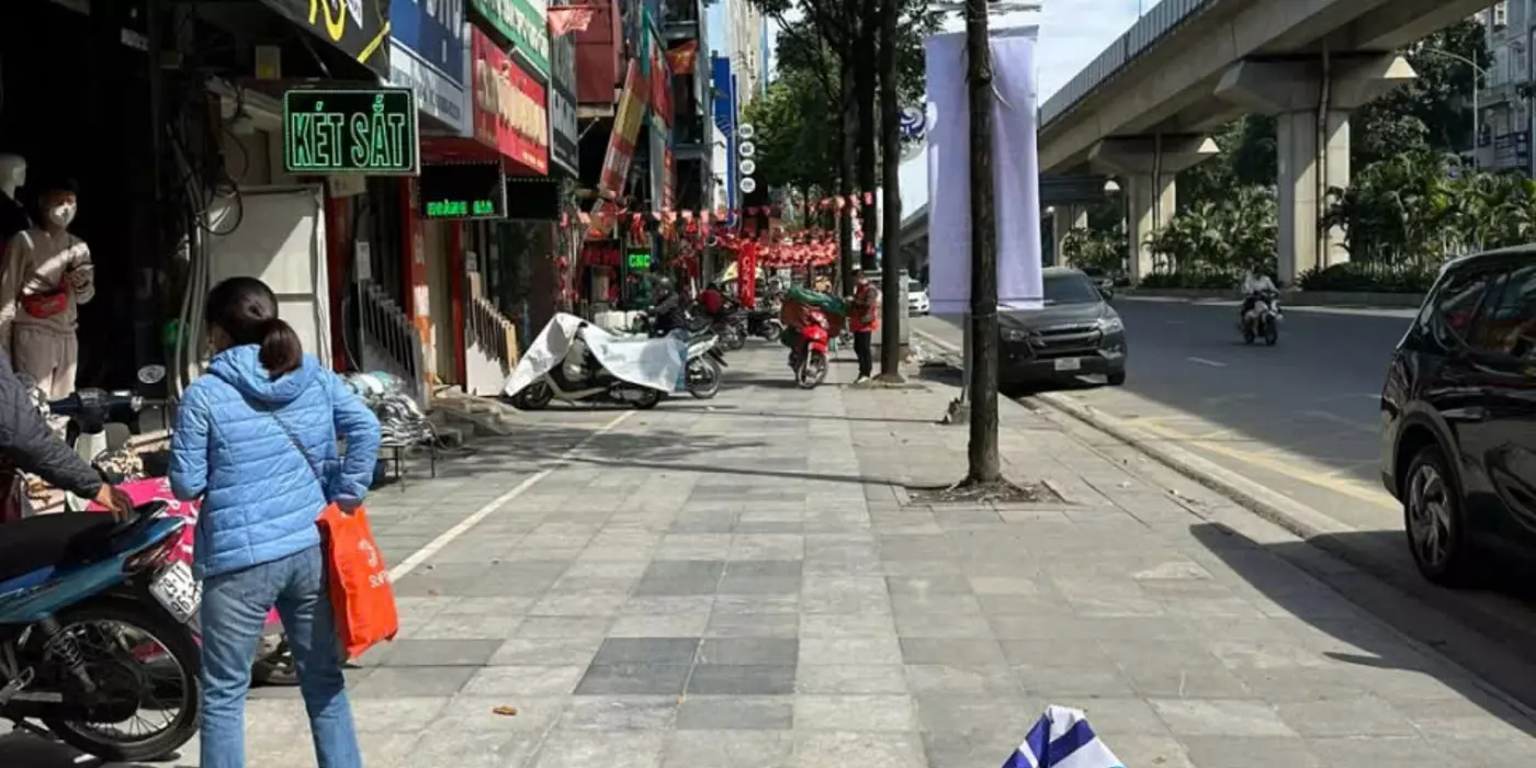 Bán nhà mặt phố Quang Trung Hà Đông 79 m mt 4.5 m giá 17 tỷ 200 ô tô đường 40m vỉa hè kinh doanh