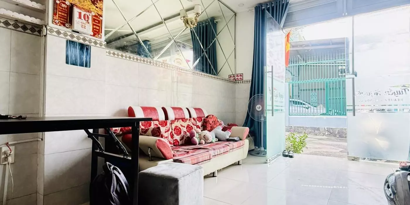 NHÀ 2TẦNG-82M2 NỞ HẬU-HẺM Ô TÔ QUAY ĐẦU PHAN VĂN HỚN
GIÁP TÂN BÌNH-SÂN BAY NHA GA T3