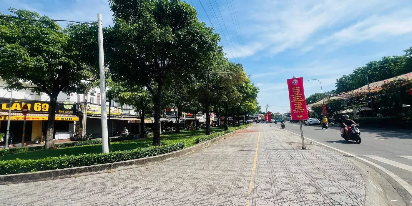 Nhà MT Đường Hồ Văn Tư Phường Hiệp Phú Cũ TP Thủ Đức.