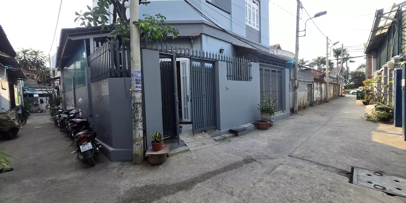 Cho thuê nhà riêng, nhà 1 trệt + 2 tầng + 1 sân thượng