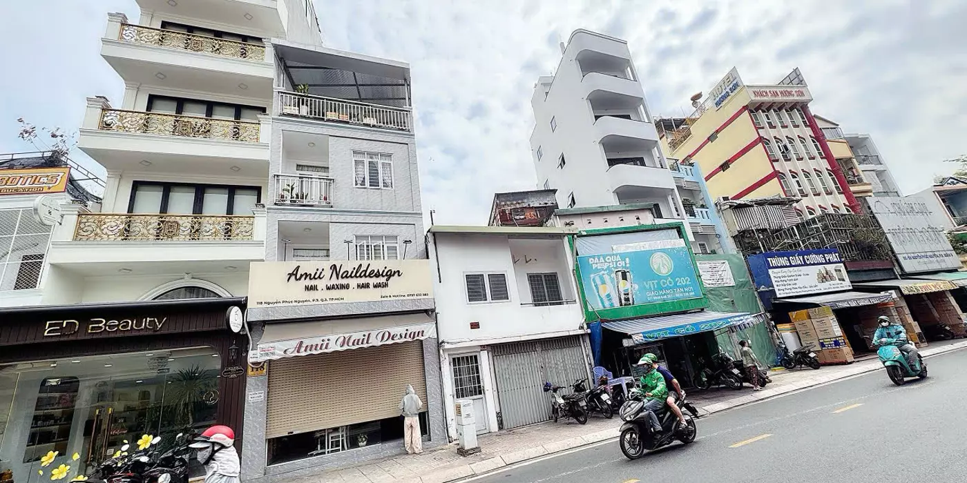 CHÍNH CHỦ 0938676685 GIANG GIANG- BÁN NHÀ 3 TẦNG MẶT TIỀN KD Đ.NGUYỄN PHÚC NGUYÊN, QUẬN 3 - NGANG