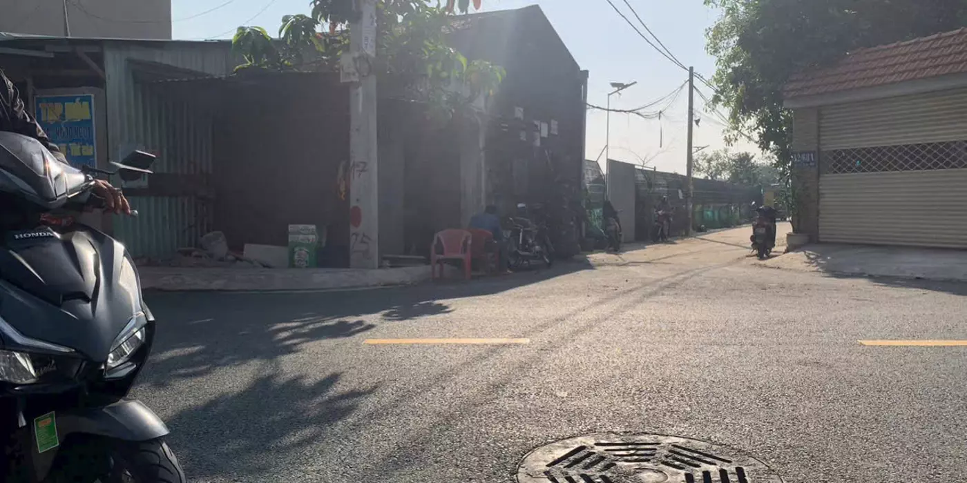 Bán đất mặt tiền 24x70m giá 19 triệu/m Đường Đông Thạnh 8-1
