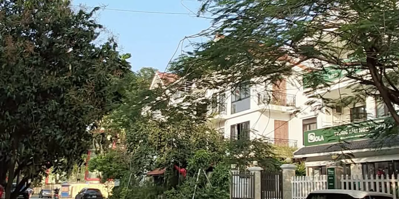 Bán nhà phân lô Bộ Quốc Phòng Thạch Bàn 96m2, MT 7.7m, vỉa hè, 17.8 tỷ 0372311369