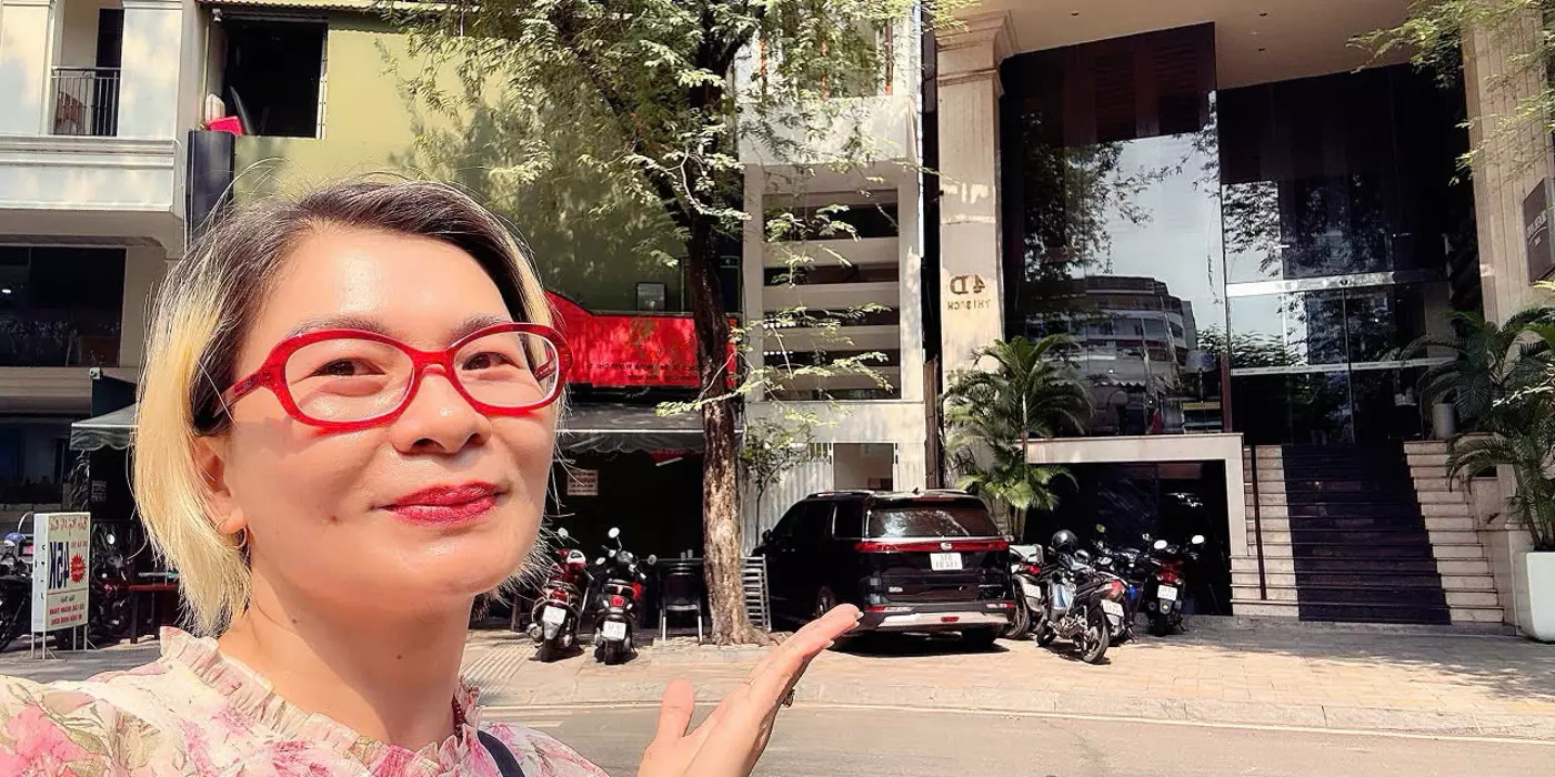 BÁN SIÊU PHẨM KHAN HIÊM- TÒA NHÀ 8 TẦNG CÓ HẦM THANG MÁY- MẶT TIỀN ĐÔNG DU, QUẬN 1- DT 77M2- VIEW