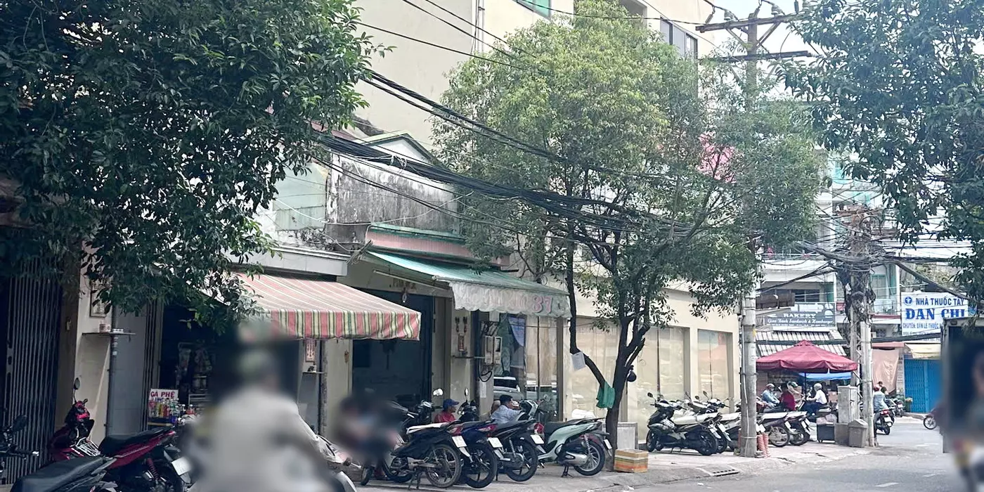 Mặt tiền Trần Nguyên Hãn P13Q8 (P.Bình Đông)