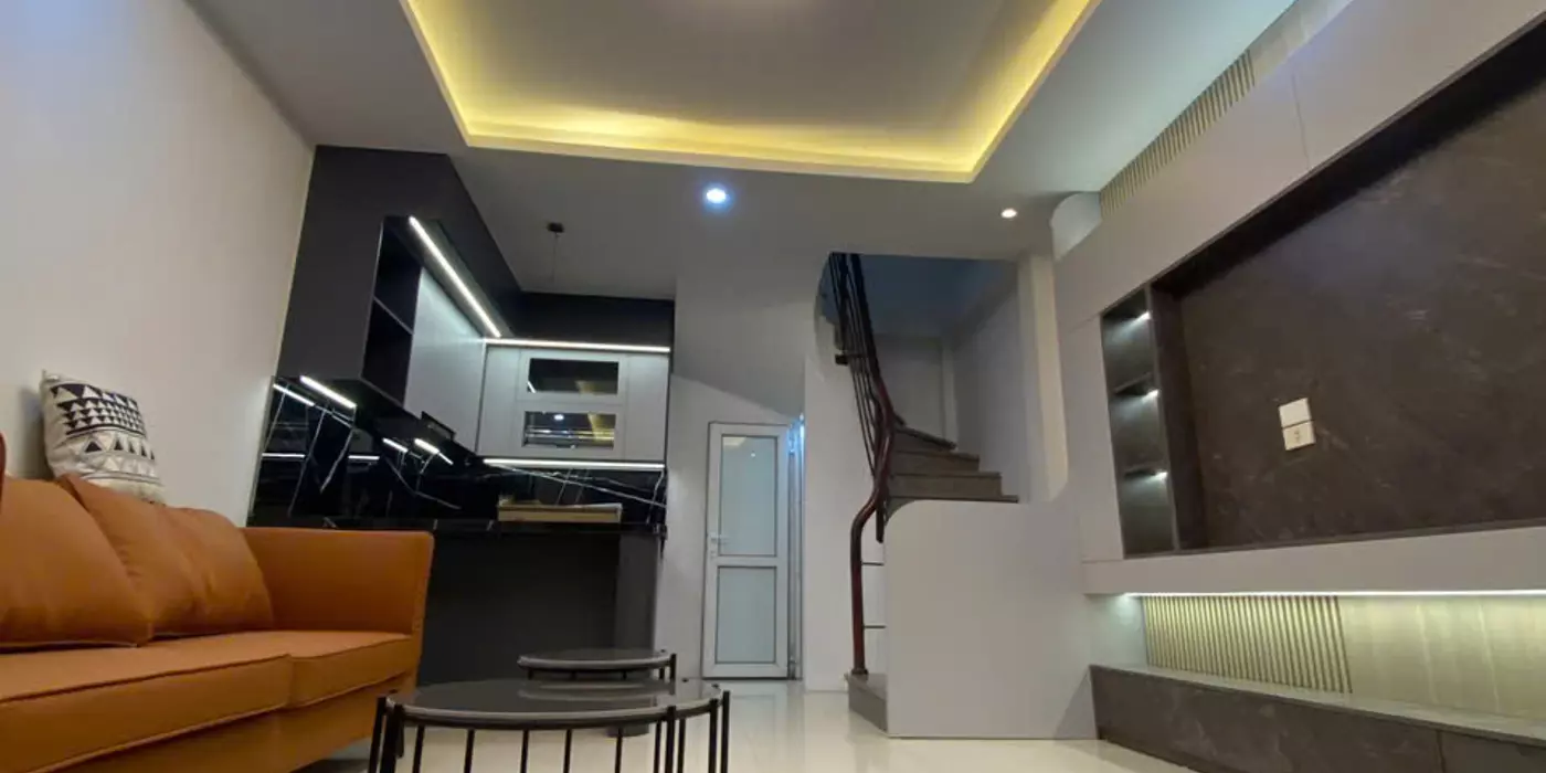 NGỌC THỤY – Ô TÔ TỚI CỬA – FULL NỘI THẤT – Ở/CHO THUÊ NGAY