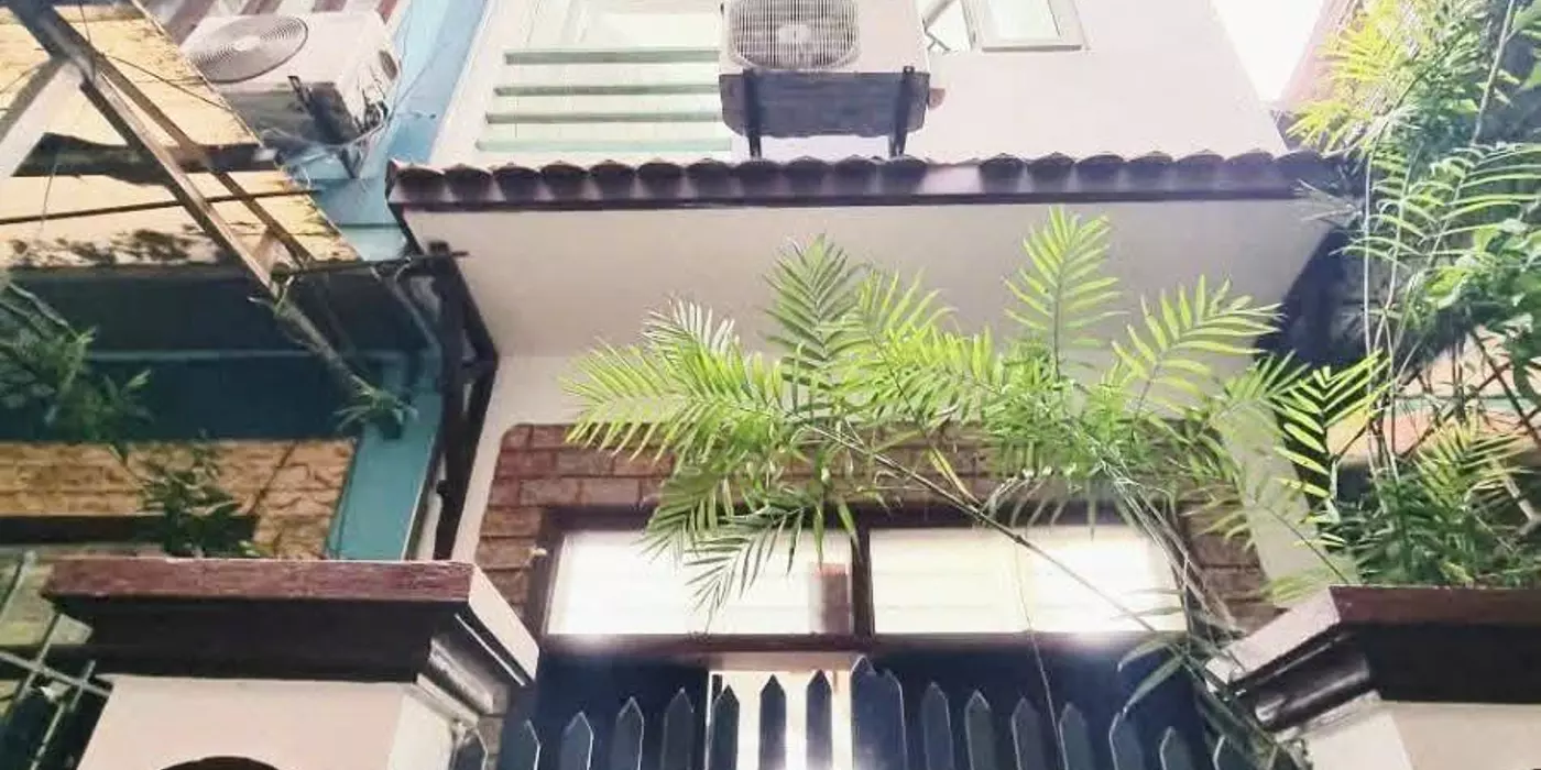 Bán nhà phố Phạm Tuấn Tài, Cầu Giấy, dân xây, phân lô ô tô thông, 42m, 5 tầng, 12 tỷ