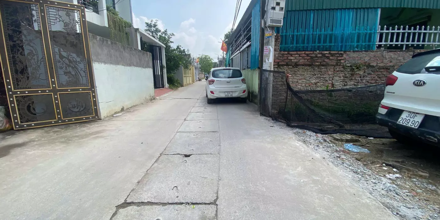 CẦN BÁN 76M QUANG MINH, MÊ LINH,TRỤC Ô TÔ TRÁNH,KINH DOANH,GẦN TRƯỜNG,CHỢ,KHU ĐÔ THỊ.LH MR QUANG