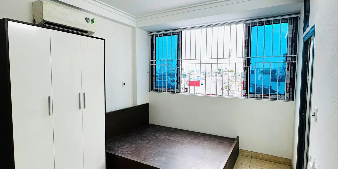 Cho Thuê Ccmn Full đẹp thoáng cửa sổ giá rẻ Tại 302 Minh Khai, HBT