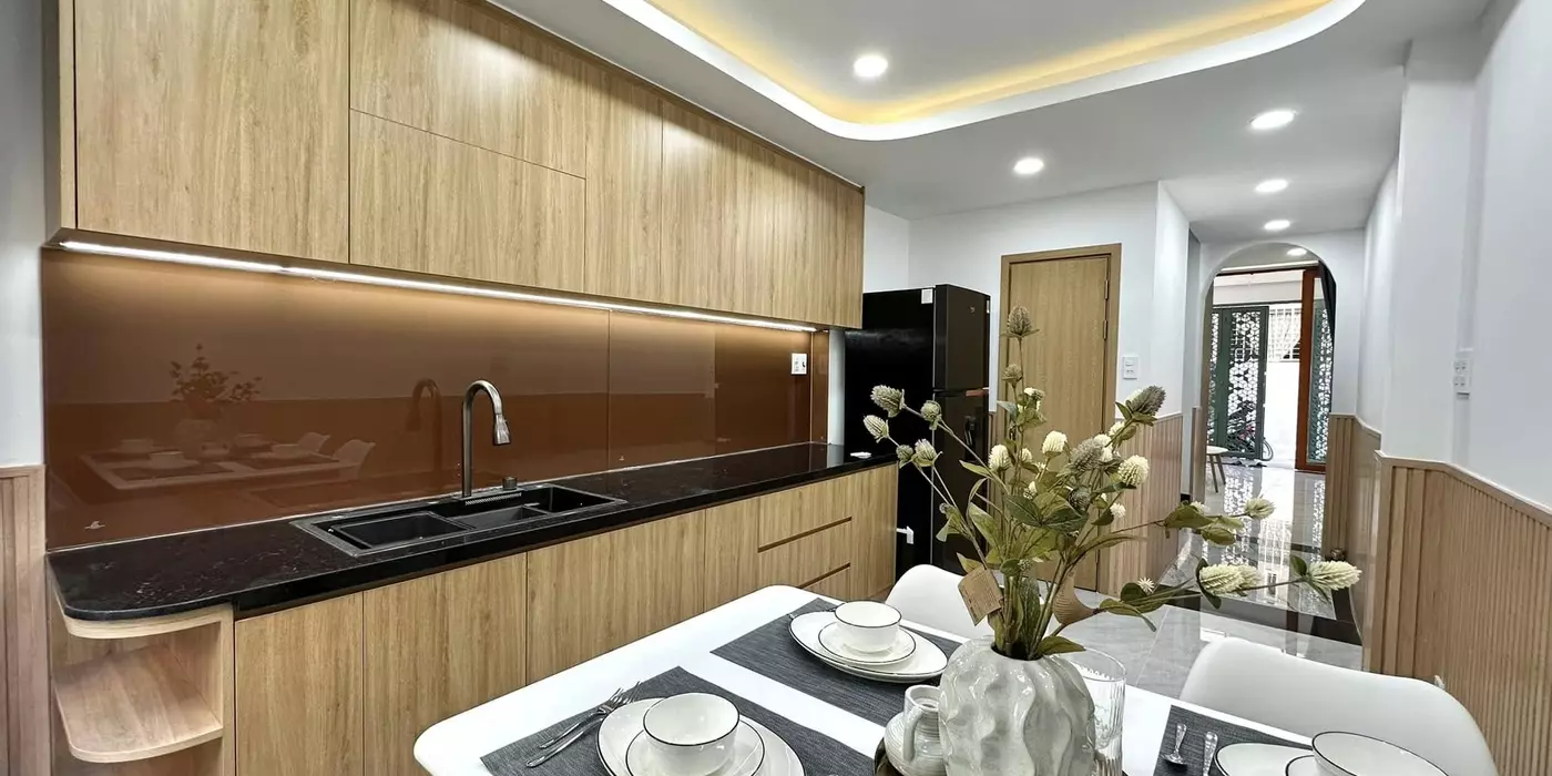 NHÀ DÂN XÂY DOÃN KẾ THIỆN,PHẠM VĂN ĐỒNG,OTO,cDT:45MX5T,MT:5M,9ty