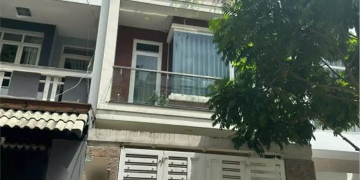 SÁT MẶT TIỀN ĐƯỜNG NGUYỄN OANH - HẺM NHỰA 12M - BÁN NHÀ 2,5 LẦU (4X17M) 3 PHÒNG NGỦ LH 0933523239