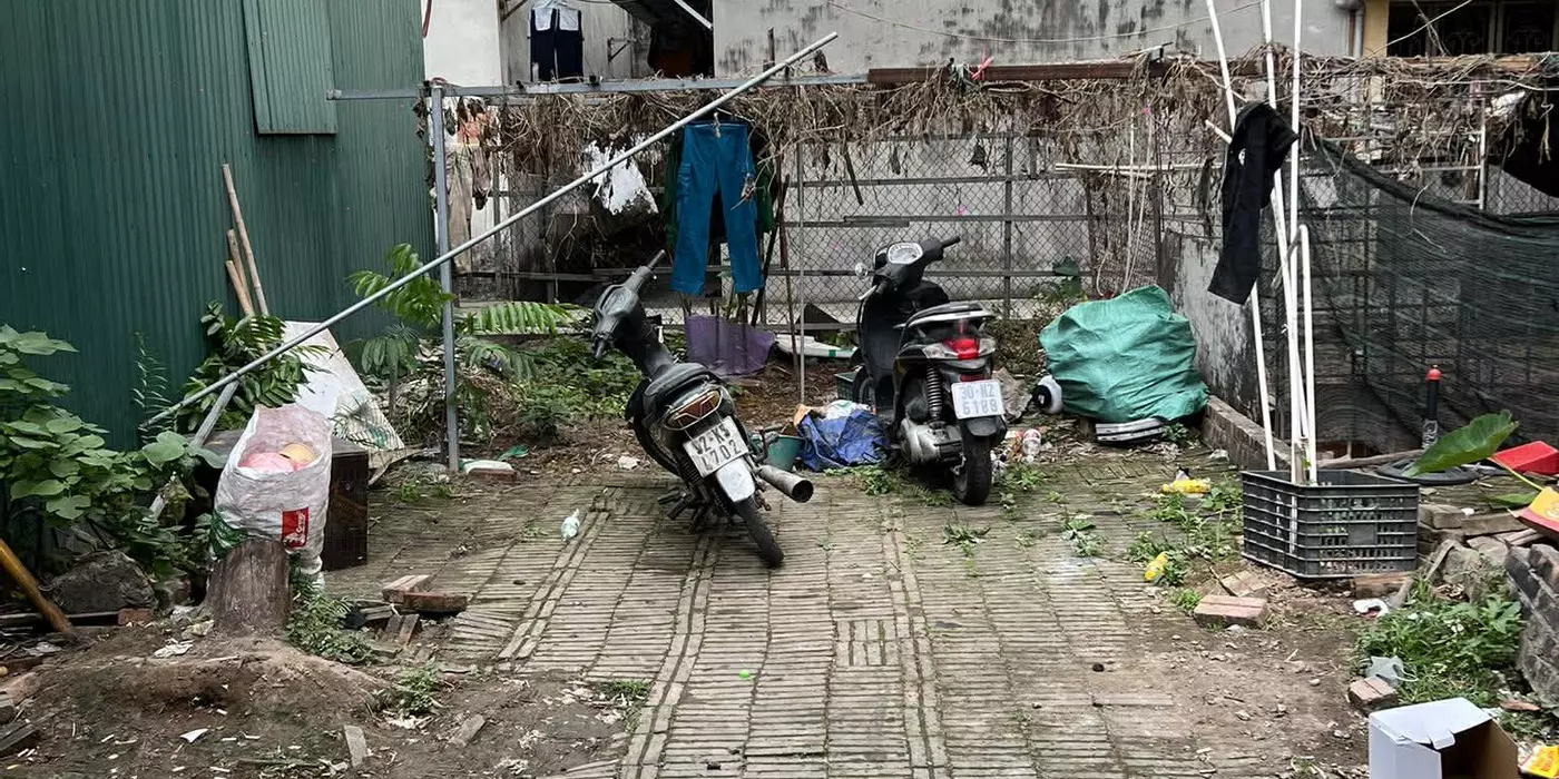 CHÍNH CHỦ CẦN BÁN 40 M2 ĐẤT TRÂU QUỲ - GIA LÂM, GIÁ 4.92 TỶ, LH 0985865658
