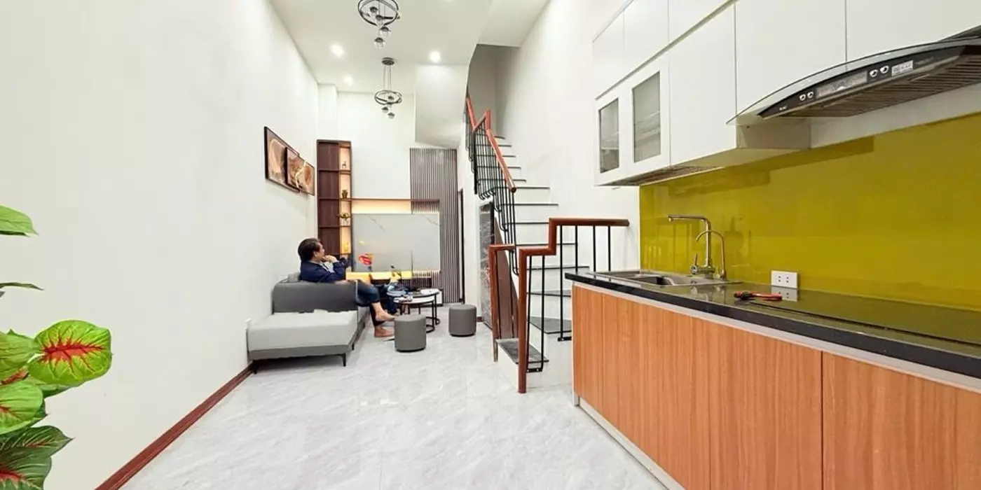 Bán nhà Nguyễn Trãi, Thanh Xuân, 2 thoáng, ô tô, nở hậu, 25m2, 6.95 tỷ(CTL)