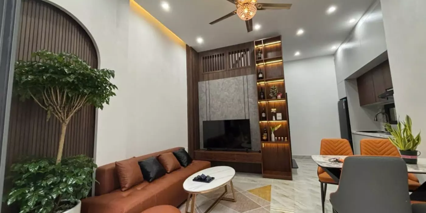 GIÁ RẺ TRẦN CAO VÂN - NHÀ 2 TẦNG FULL NỘI THẤT SIÊU GẦN ĐƯỜNG CHÍNH