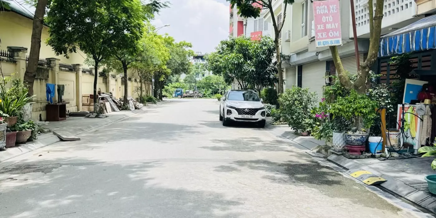 ĐẤT PHÂN LÔ VIỆT HƯNG - 65M2 - VIEW HỒ CÔNG VIÊN - Ô TÔ TẢI TRÁNH - GIÁ ĐẦU TƯ  0372311369