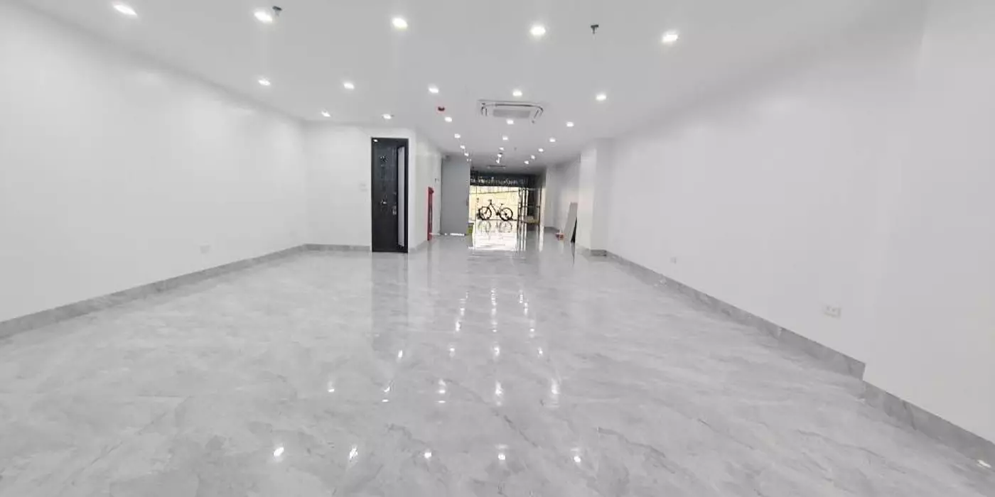 Hiếm- Bán tòa nhà Hồng Tiến-View cầu TRần Hưng Đạo Dòng tiền KHủng-138m- 7 tầng-30 tỷ
