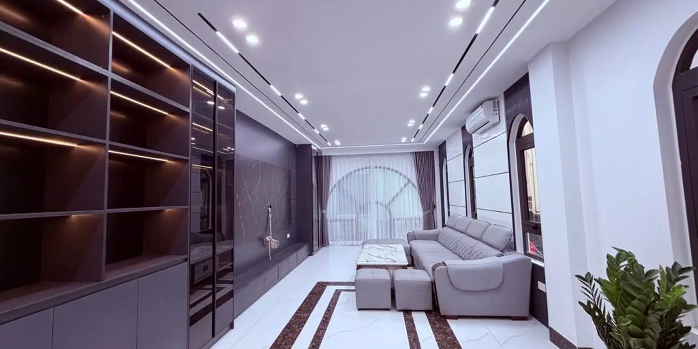 [BÁN NHÀ SÀI ĐỒNG] SIÊU PHẨM HOA HẬU 7 TẦNG THANG MÁY - LÔ GÓC – GẦN VINHOMES [ 0372311369]