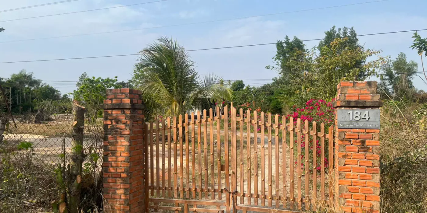CẦN BÁN ĐẤT MẶT TIỀN QL 28B, THỊ TRẤN LƯƠNG SƠN, HUYỆN BẮC BÌNH, BÌNH THUẬN