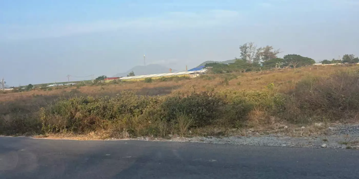 Bán 30m x 89m đất mặt tiền Lương Định Của - Tân Bình - LaGi giá rẻ 85tr/m ngang