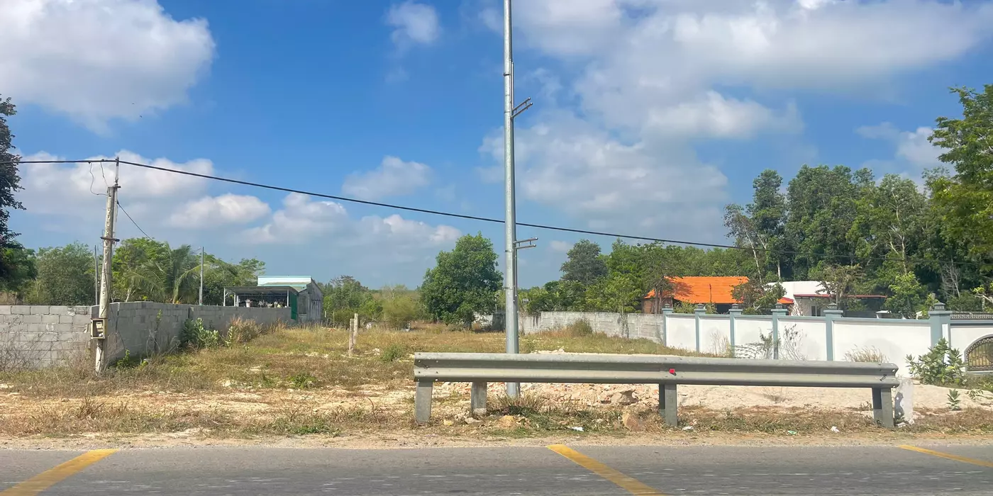 Bán 1390m2 đất thổ cư 2 mặt tiền Thống Nhất - Tân An - LaGi chỉ 5 tỷ