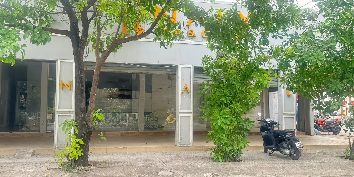 CHO THUÊ MẶT BẰNG VÀNG – MẶT TIỀN ĐƯỜNG PHAN VĂN HỚN, QUẬN 12