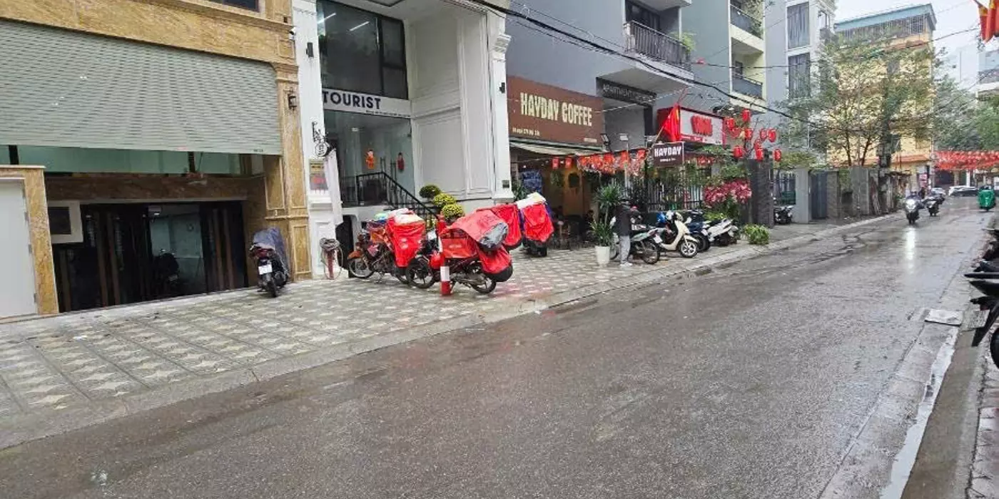 SIÊU PHẨM TÒA VĂN PHÒNG KẾT HỢP CHDV DÒNG TIỀN MẶT PHỐ MỚI BA ĐÌNH - 100M x 9T, MT 7,5M - VỈA HÈ
