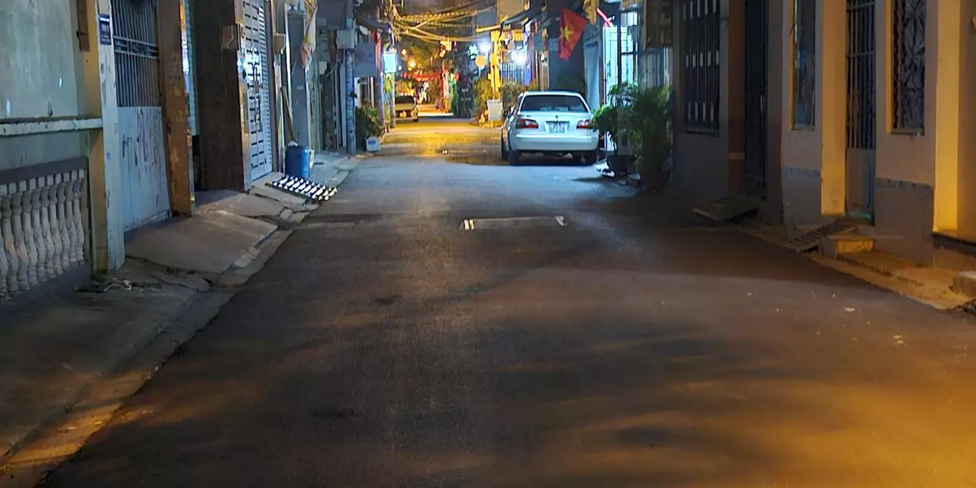 Bán nhà mặt tiền 1 tệt 1 lửng 1 lầu 6x25m giá  8,8 tỷ Đường Trưng Mỹ Tây 01