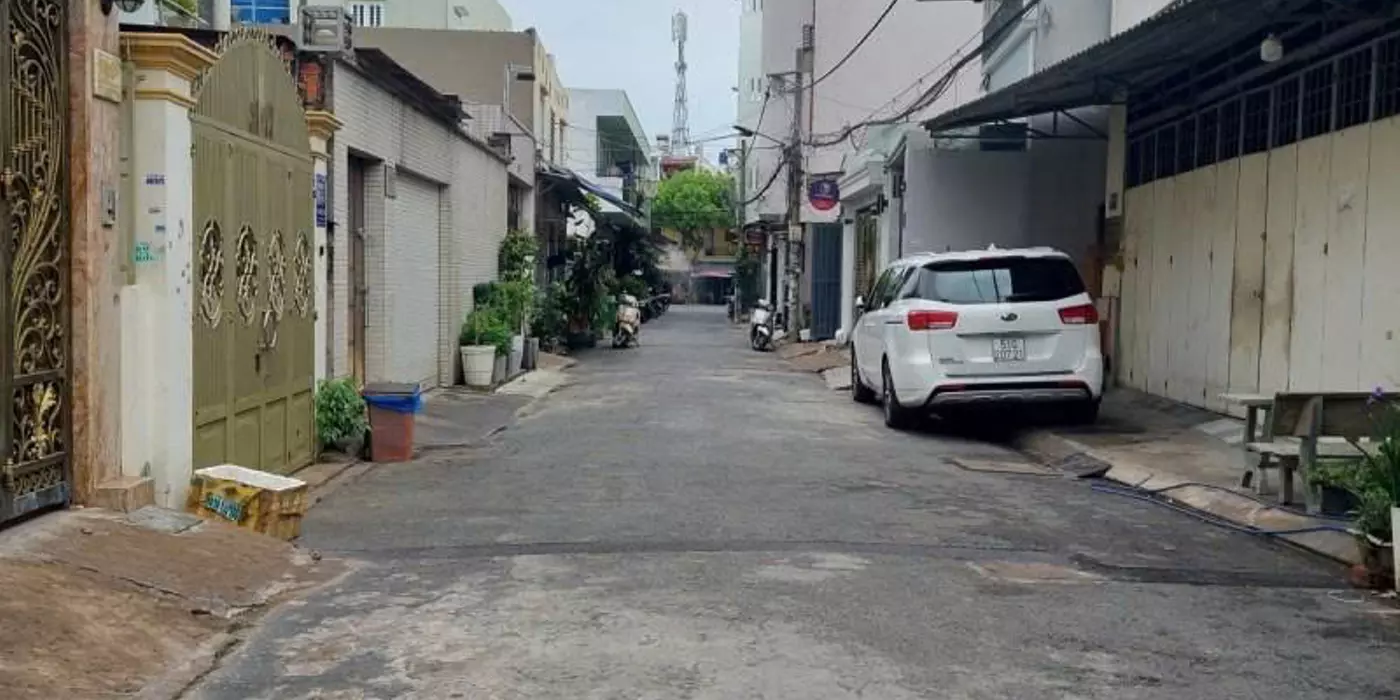 Bán nhà Hẻm 8m NGuyễn Phúc Chu - thông ra Phan Huy Ích, 6,4x16m, 4 Tấm - 5PN, 9,5 tỷ.