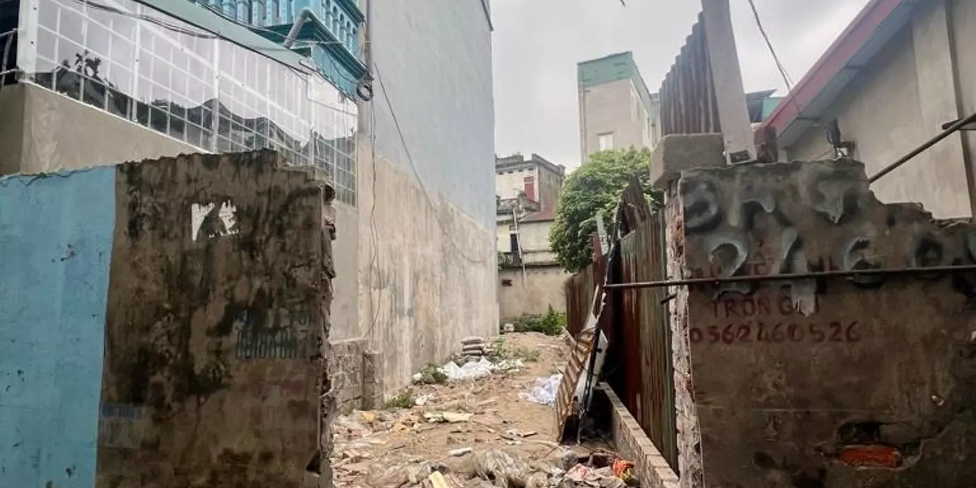 bán đất ngõ 30 ngọc thuỵ 70m ngõ thông, oto chỉ 8 tỷ còn tl..