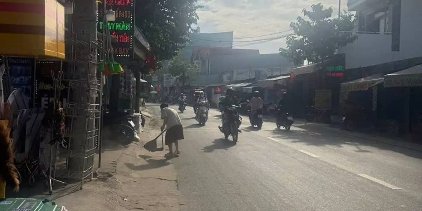 MẶT TIỀN HUỲNH THỊ HAI – NGANG 8M HIẾM – CÁCH NGUYỄN ẢNH THỦ CHỈ 200M