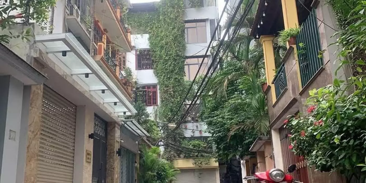 Bán nhà khu phân lô phố Văn Cao, Ba Đình, dân xây, thoáng trước sau, 33m, 5 tầng, 10 tỷ