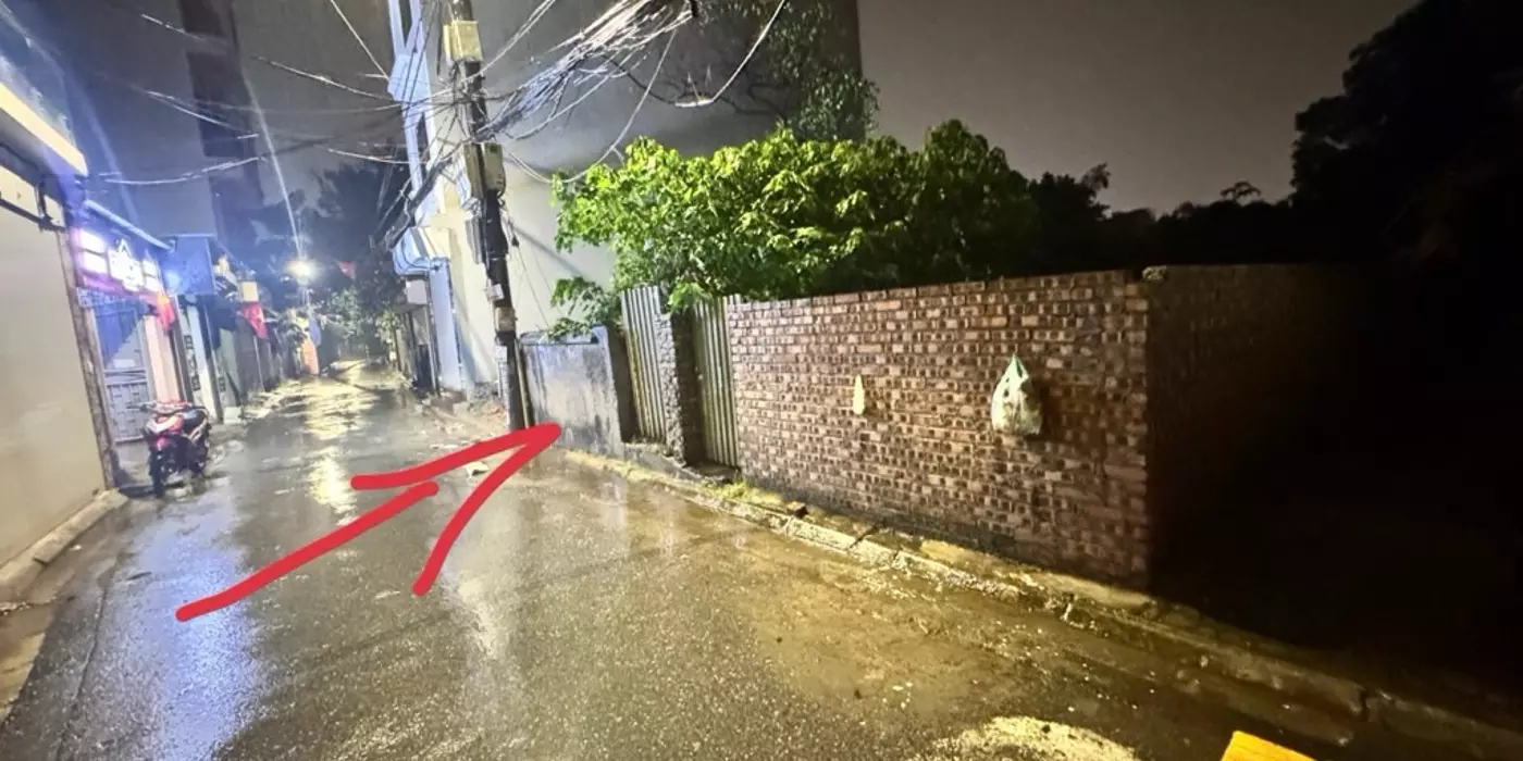 Bán đất ngõ 264 Ngọc Thuỵ 118m oto tránh kinh doanh thông hồng tiến chỉ 17 tỷ còn tl