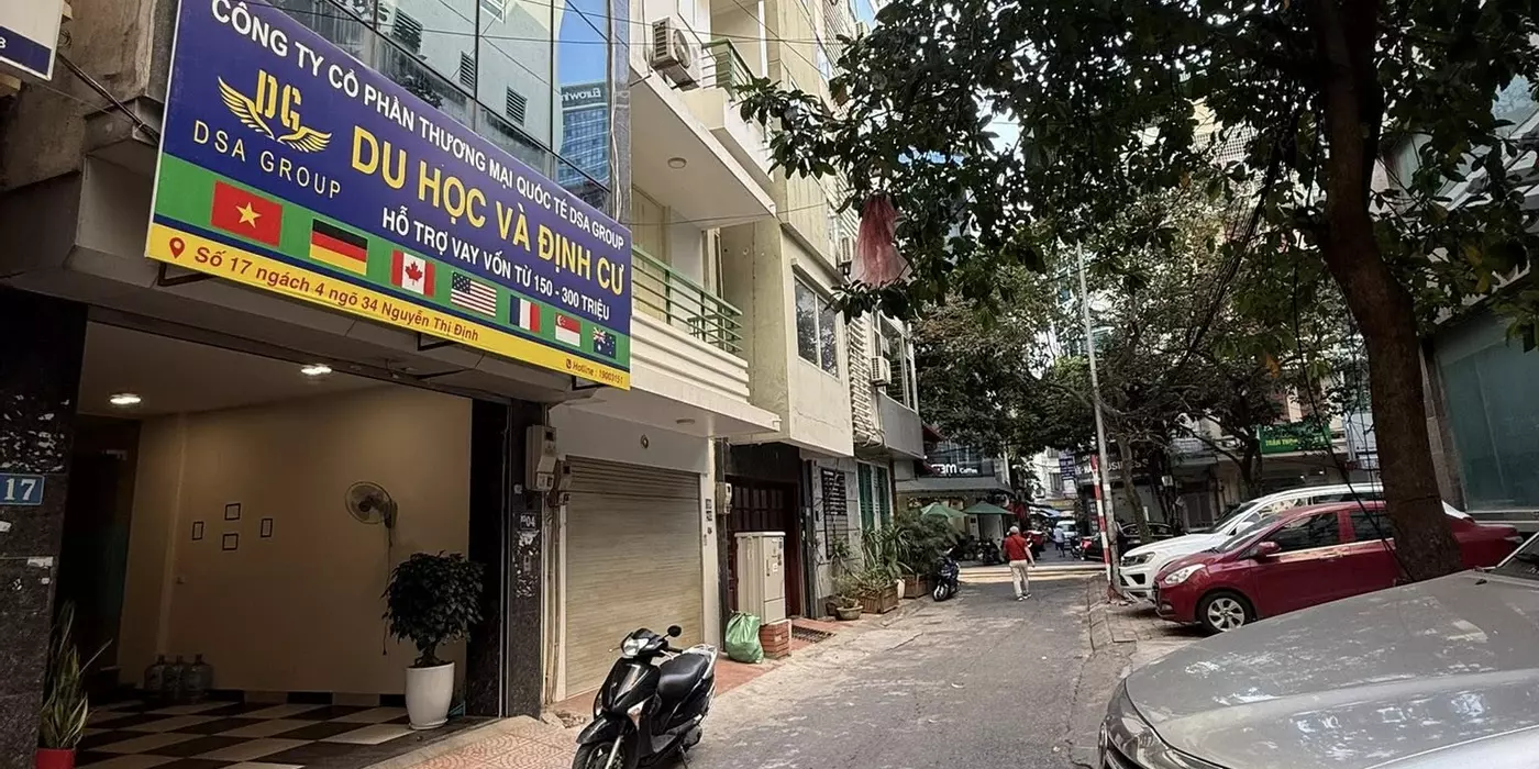BÁN NHÀ NGUYỄN THỊ ĐỊNH, 6 TẦNG THANG MÁY, OTO TRÁNH, Ở, KINH DOANH, VP, NHỈNH 30 TỶ