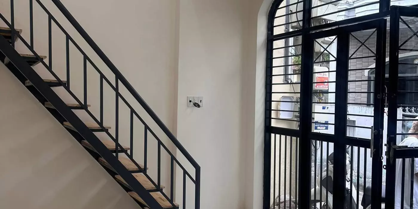 chủ cần bán nhà mới xây hẻm Võ Thị Sáu, gần chung cư PH.