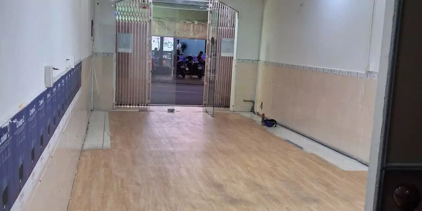 Cho thuê nhà 35 Tân Thành q Tân Phú, lh:0339507189