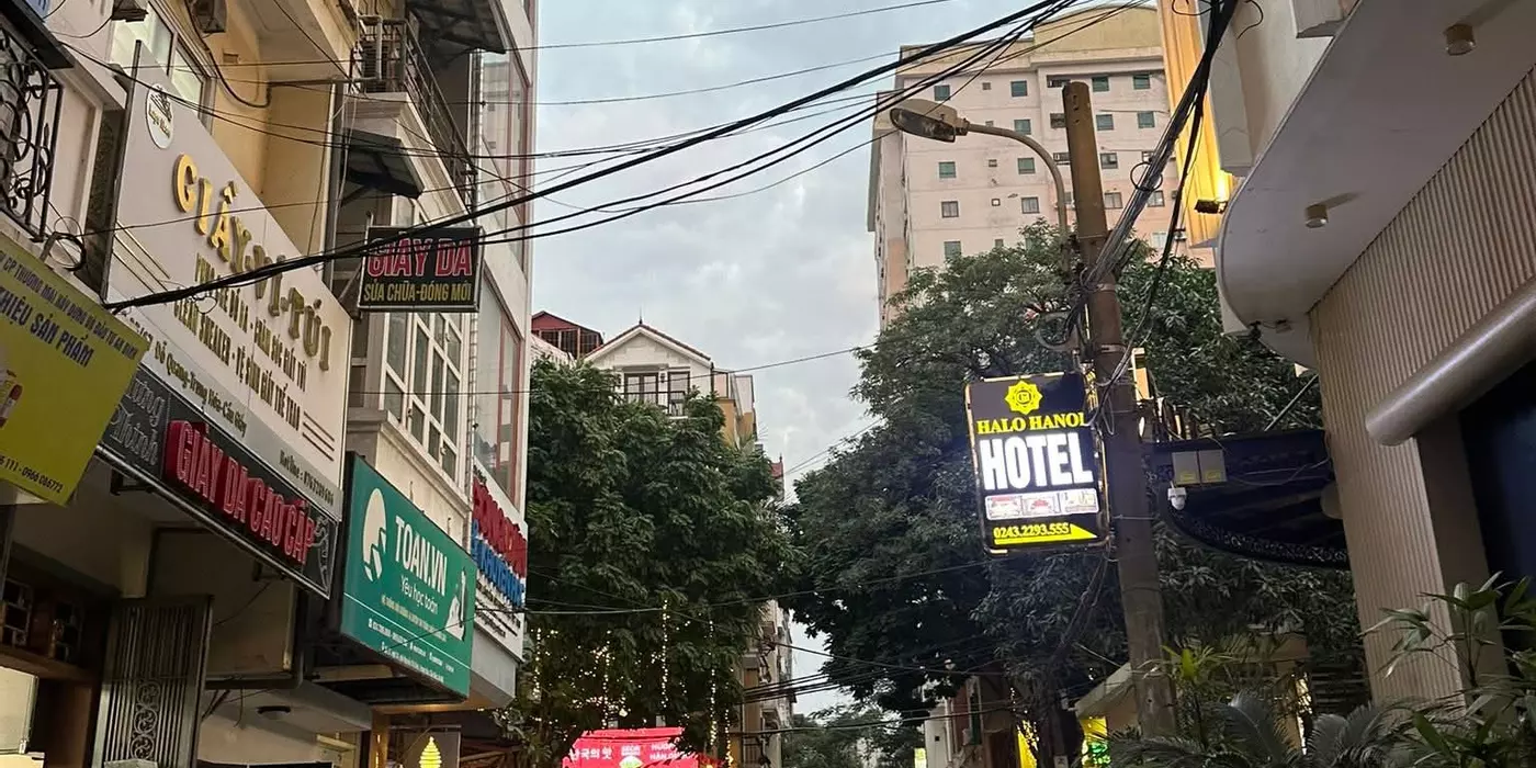 BÁN NHÀ NGÕ 67 ĐỖ QUANG CẦU GIẤY - VỈA HÈ PHÂN LÔ Ô TÔ KINH DOANH 6 TẦNG: 60M2 - 36.6 TỶ
