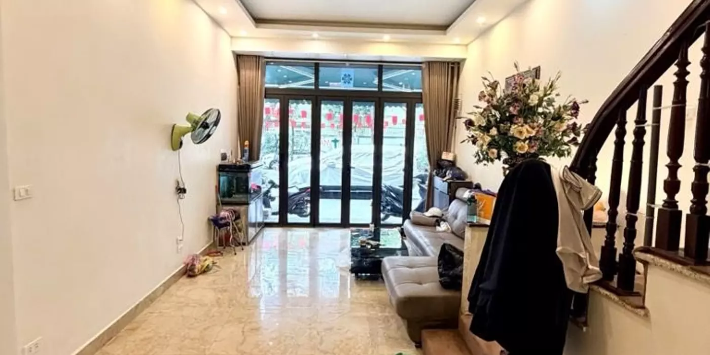 Bán nhà đẹp Hồng Tiến- Sát Phố- Ngõ thông- Dân Xây- Full NT- Ô tô- 2 thoáng 55m 5 tầng 13,x tỷ(TL)