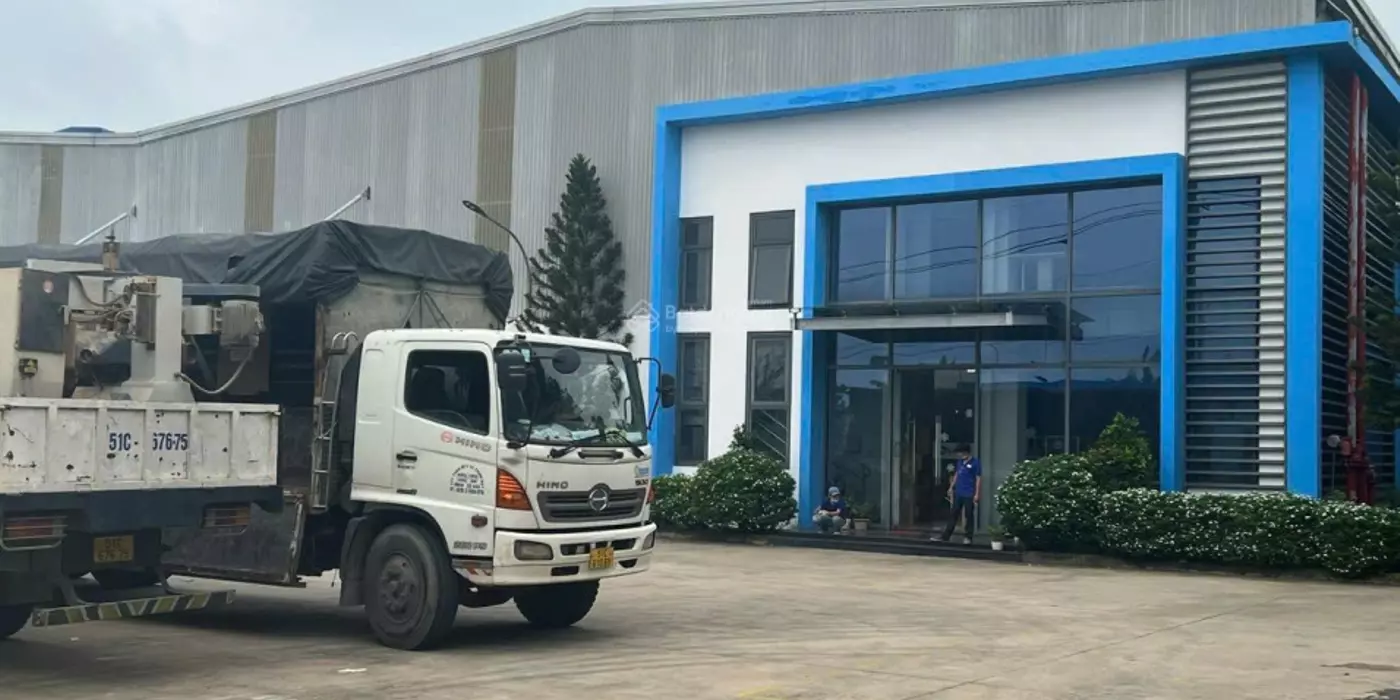 Cần bán nhà xưởng 6300m2 mặt tiền đường Nguyễn Thị Ngâu đã hoàn công công trình đầy đủ