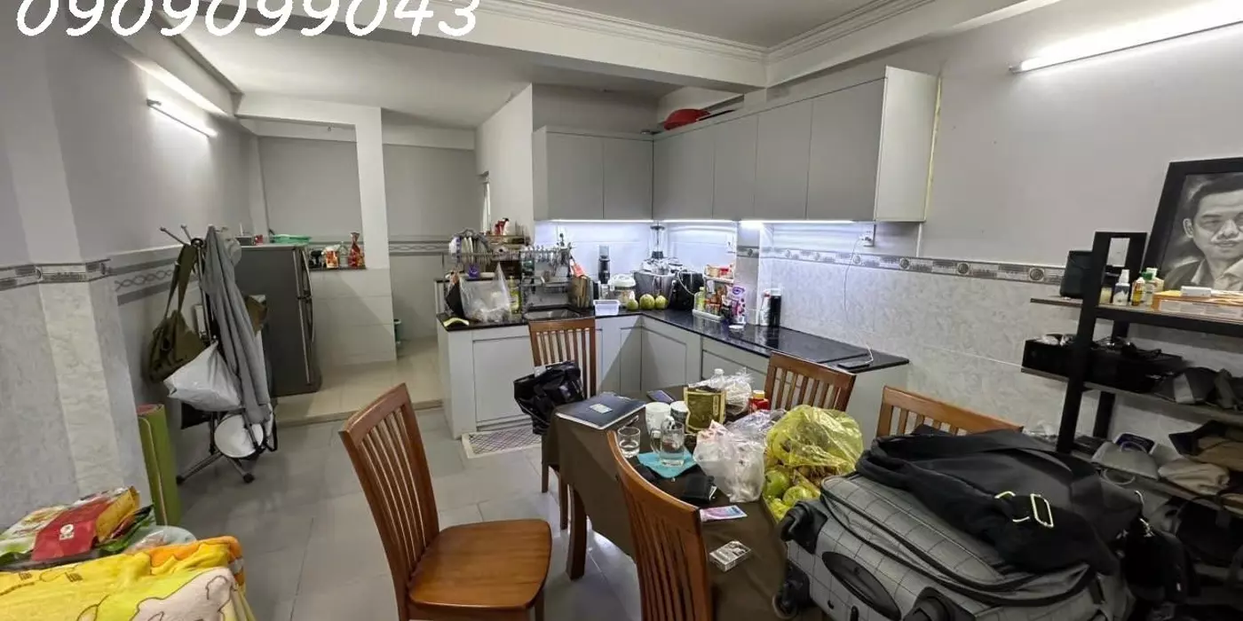 SIÊU PHẨM 2T BTCT–VÀI BƯỚC RA MẶT TIỀN NGUYỄN VĂN QUÁ.
PHƯỜNG ĐÔNG HƯNG THUẬN-QUẬN 12-HƠN 5 ĐỒNG