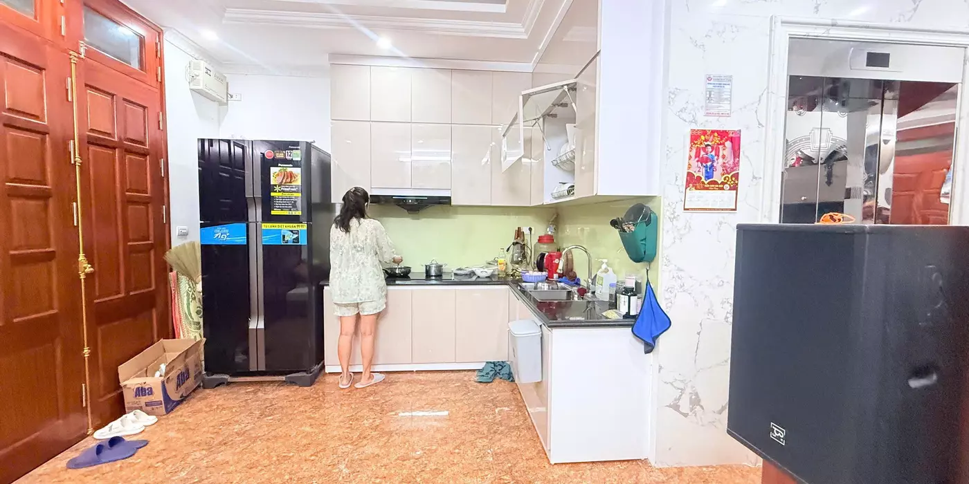 Bán Nhà Phan Kế Bính 33m2.  5 tầng. mặt tiền 5.5m. Giá 10.5 tỷ Ba Đình Hà Nội