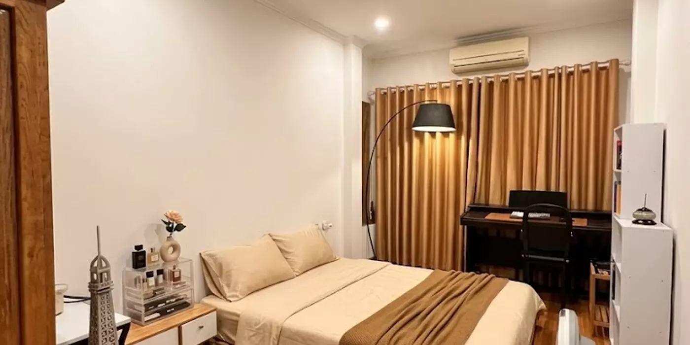 Nhà sát Võng Thị Tây Hồ ngõ thoáng sáng – 1 phút hồ - hướng đẹp – 3 gác tránh - ở thích